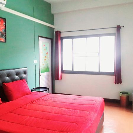 U&D Guest House Bangkok Ngoại thất bức ảnh