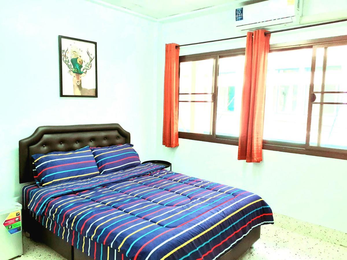 U&D Guest House Bangkok Ngoại thất bức ảnh
